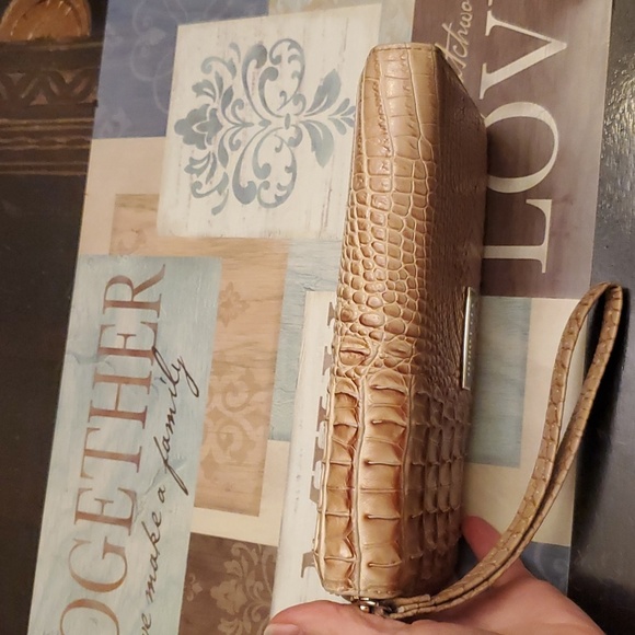 Beautiful tan Vittorio Italian wallet - Picture 5 of 6